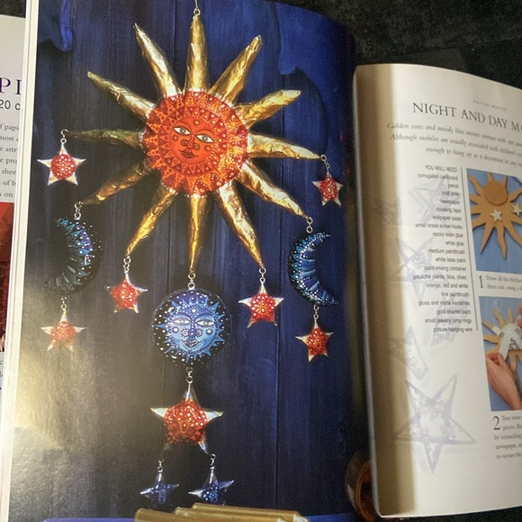 2/$15 Art project books.🏅One is a 1993 Parents’ Choice Award Winner.📚❤️🎨 - Picture 12 of 16